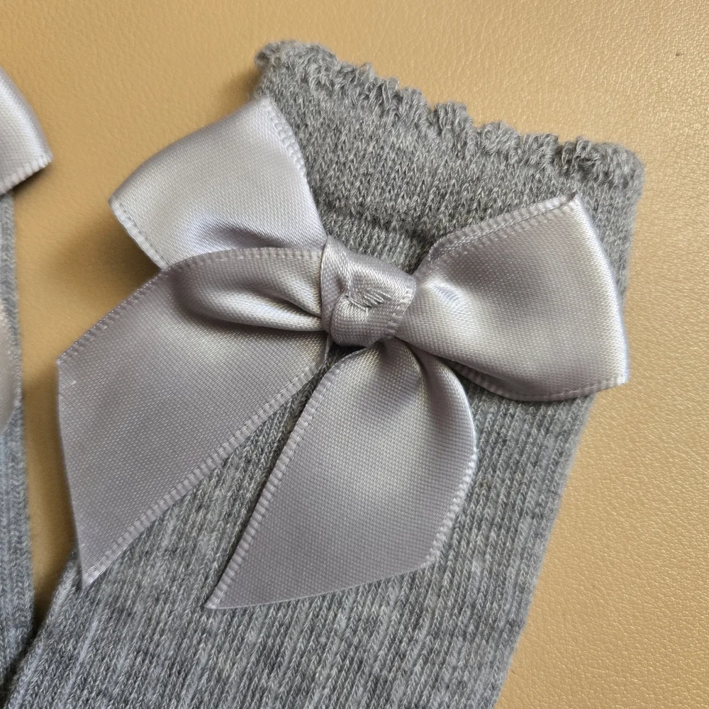 Boho Baby Girl Knee High Gray Ribbed Trouser Socks Satin Bowknot Accessory 9-12M